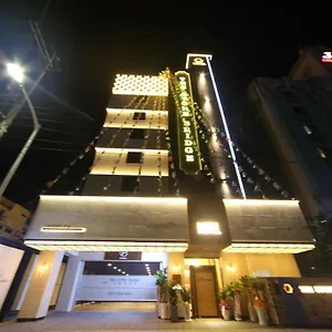 The Stone Bridge Sasang Hotel