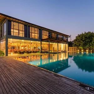 Regenta Arie Lagoon 5*, Негомбо Шри-Ланка